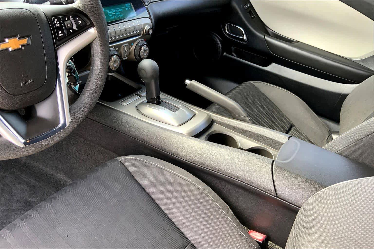 Used 2015 Chevrolet Camaro LS RWD image 13