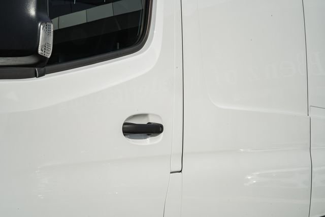 Used 2025 Mercedes-Benz Sprinter 2500 image 15