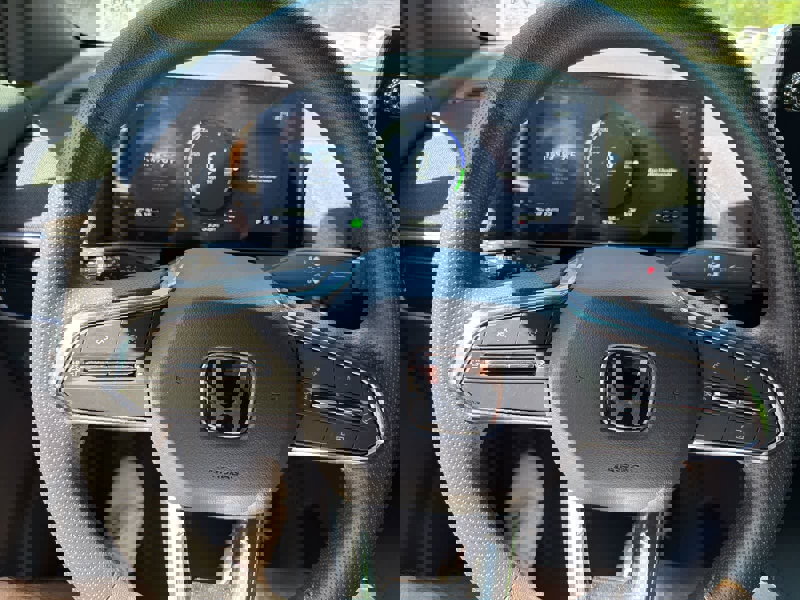 Used 2025 Honda Prologue Eco image 21