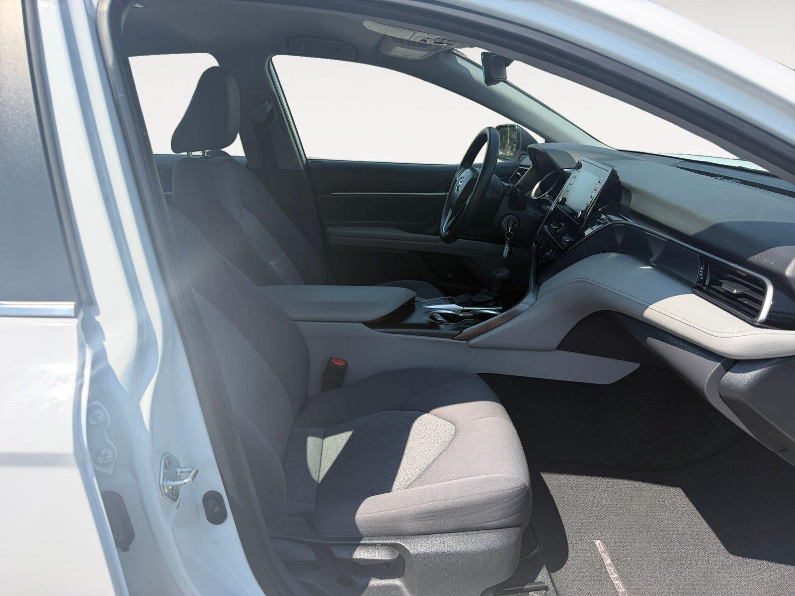 Used 2023 Toyota Camry LE FWD image 15