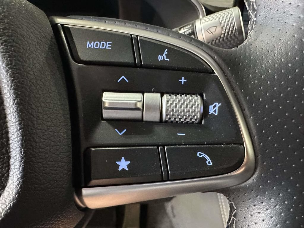 Used 2026 Genesis G70 2.5T Prestige AWD/4WD image 32