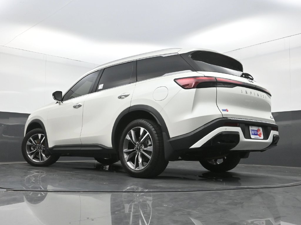 Used 2023 INFINITI QX60 Luxe w/ Cargo Package FWD image 32