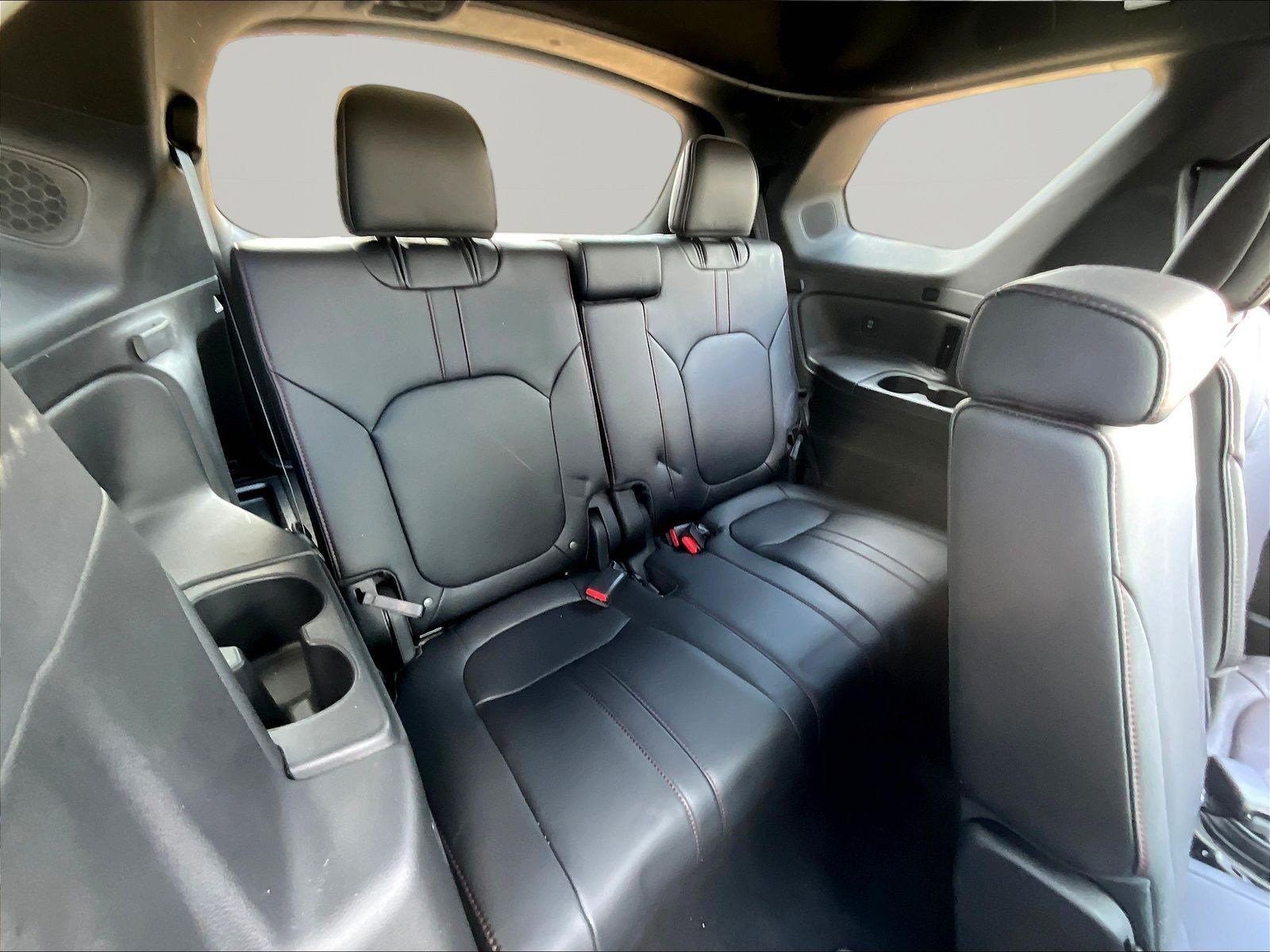 Used 2025 Honda Pilot Black Edition image 26