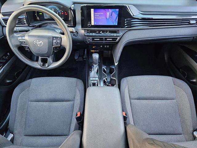 Used 2025 Toyota Camry LE image 14