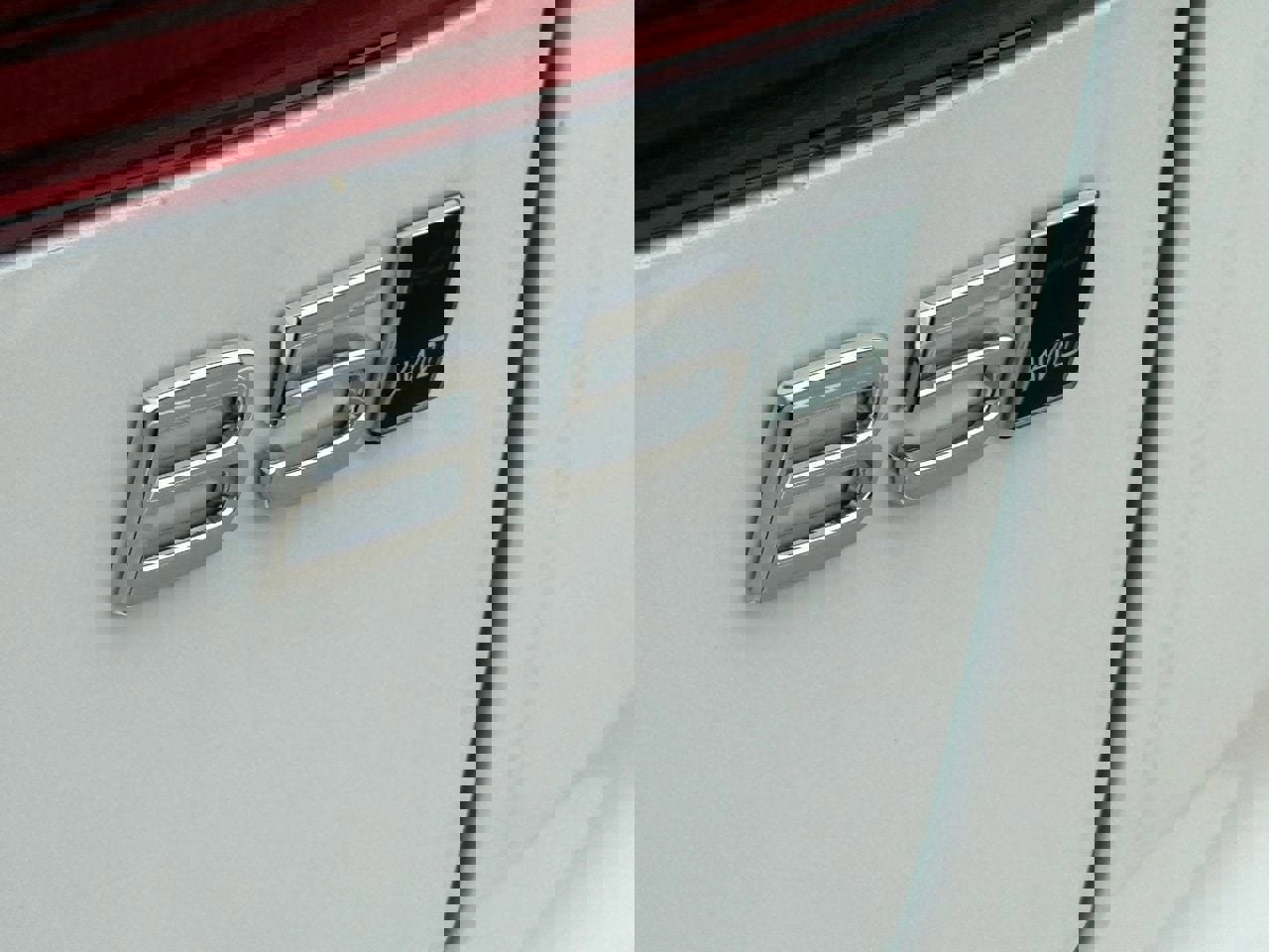 New 2026 Volvo XC60 B5 Plus w/ Protection Package Premier image 8