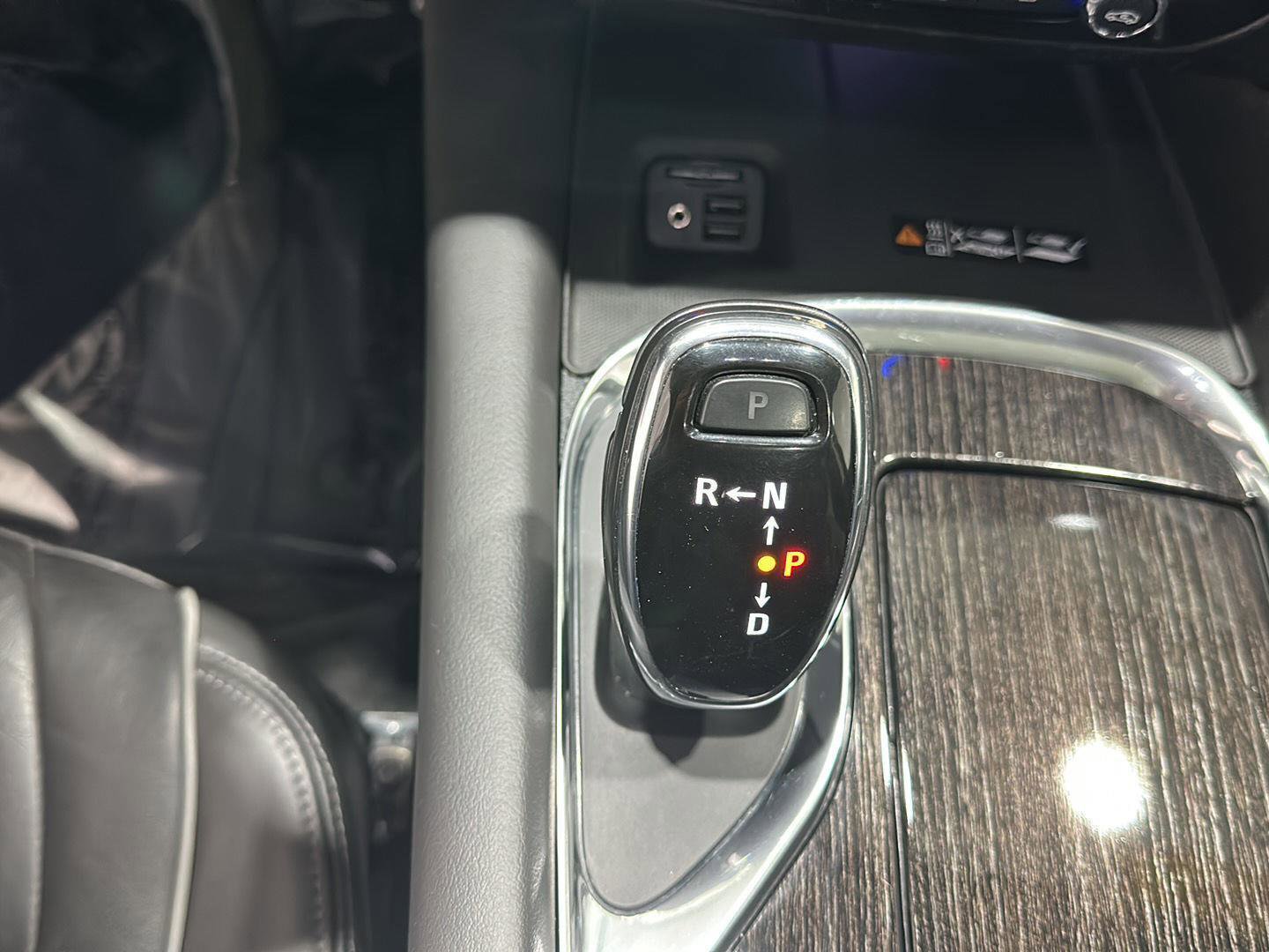 Used 2020 Buick Enclave Avenir w/ Avenir Technology Package AWD/4WD image 15