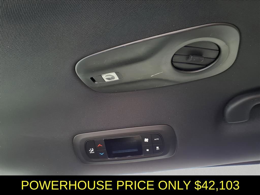 New 2026 Chrysler Pacifica Select w/ S Appearance Package image 13