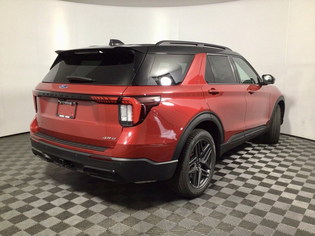 New 2025 Ford Explorer ST-Line w/ Premium Package image 14