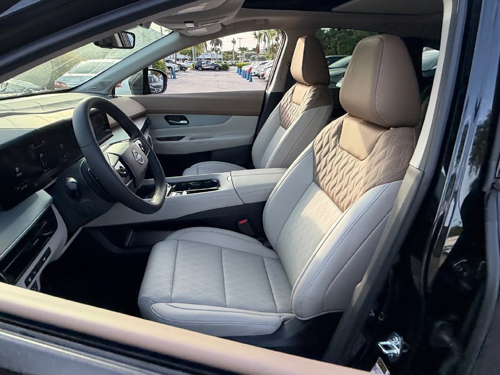 New 2026 Nissan Murano Platinum w/ Cargo Package AWD/4WD image 10