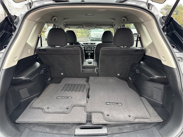 Used 2015 Nissan Rogue S image 14