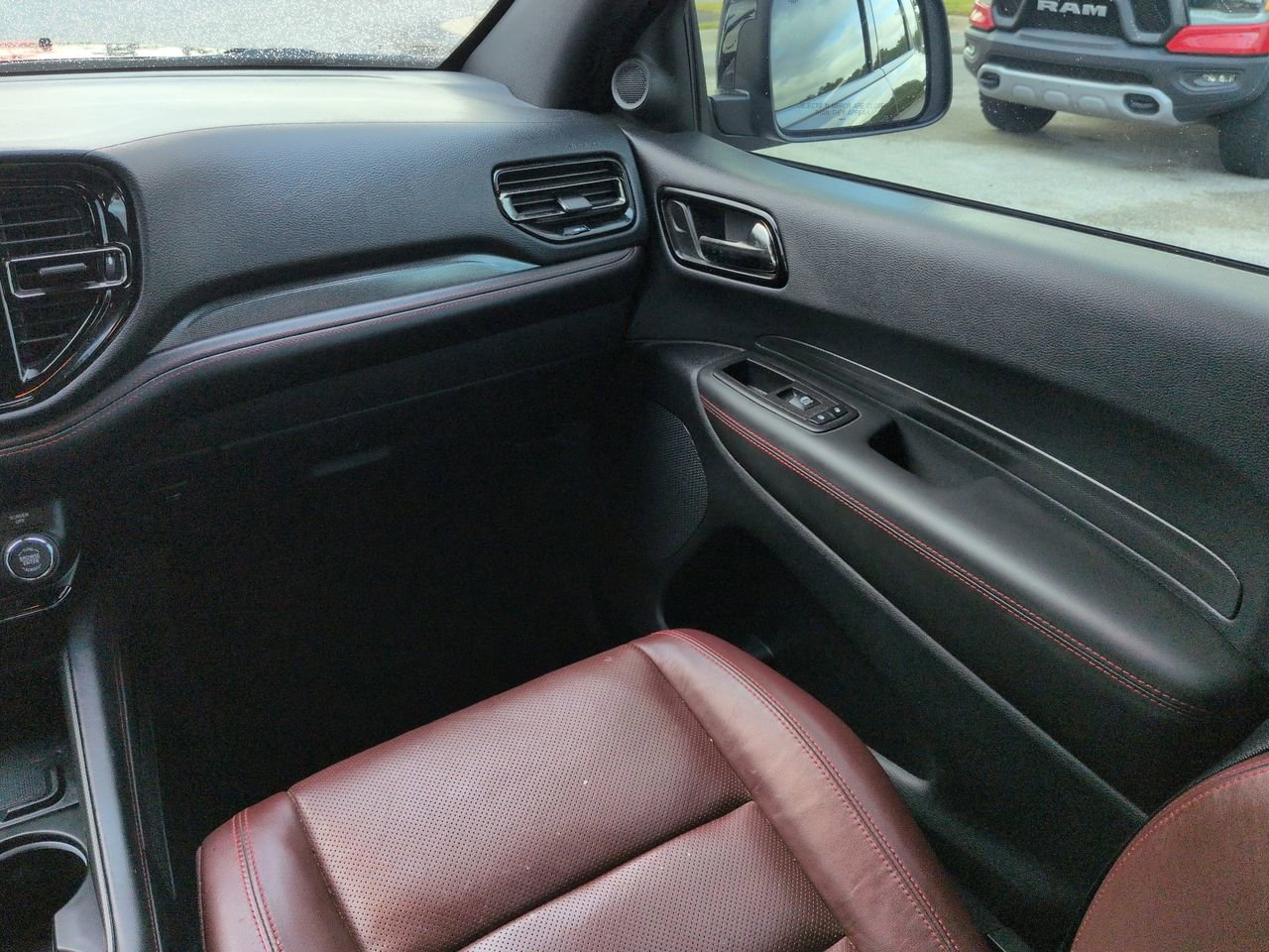 Certified 2023 Dodge Durango R/T RWD image 16