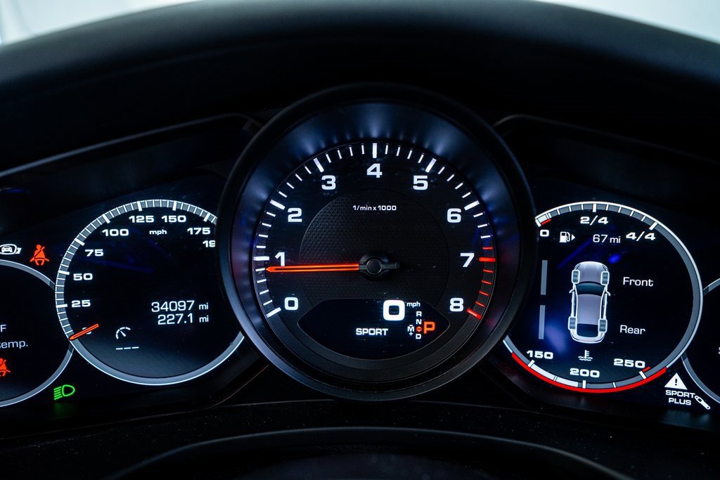 Used 2021 Porsche Panamera 4 image 43