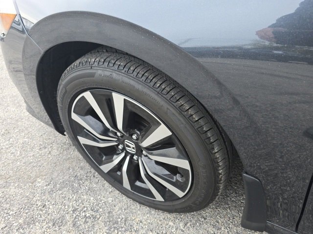 Used 2024 Honda Civic EX image 9