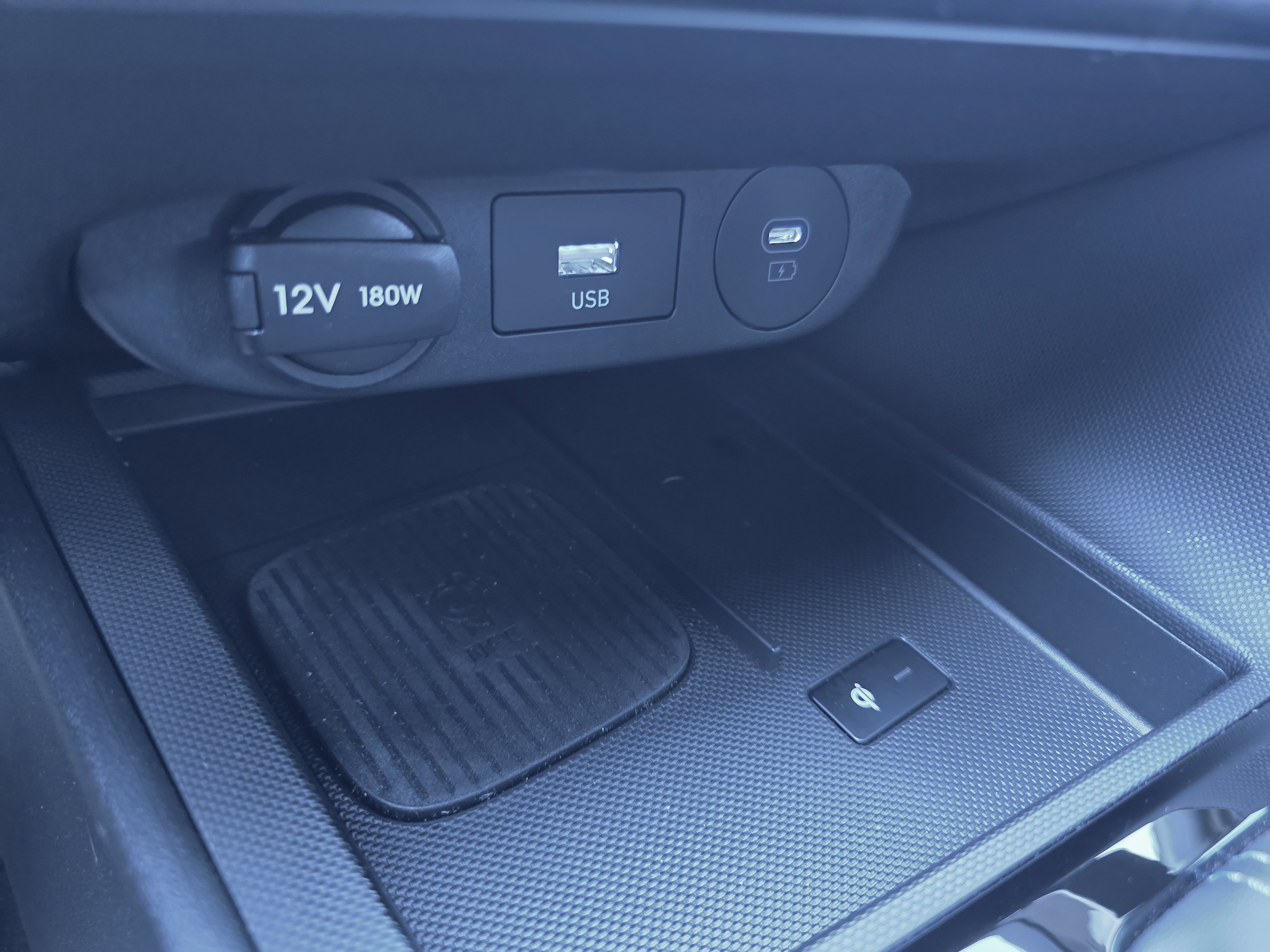 Used 2025 Hyundai Elantra N Base image 39