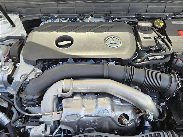 Used 2026 Mercedes-Benz GLB 250 image 16