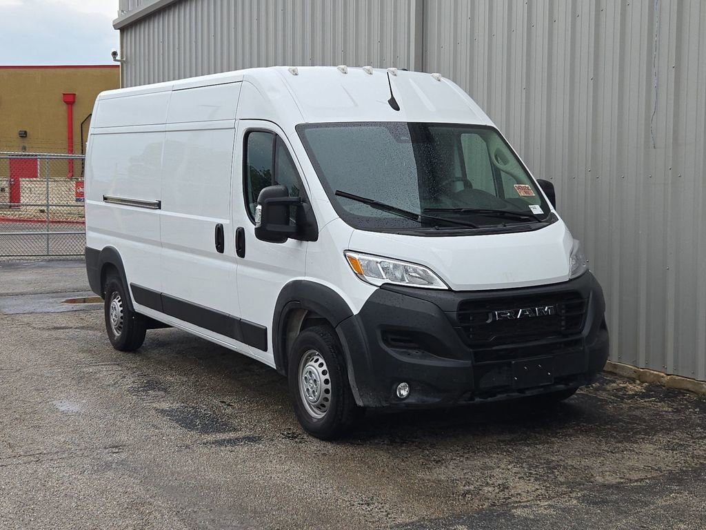 Used 2026 RAM ProMaster 2500 w/ Convenience Group FWD image 1