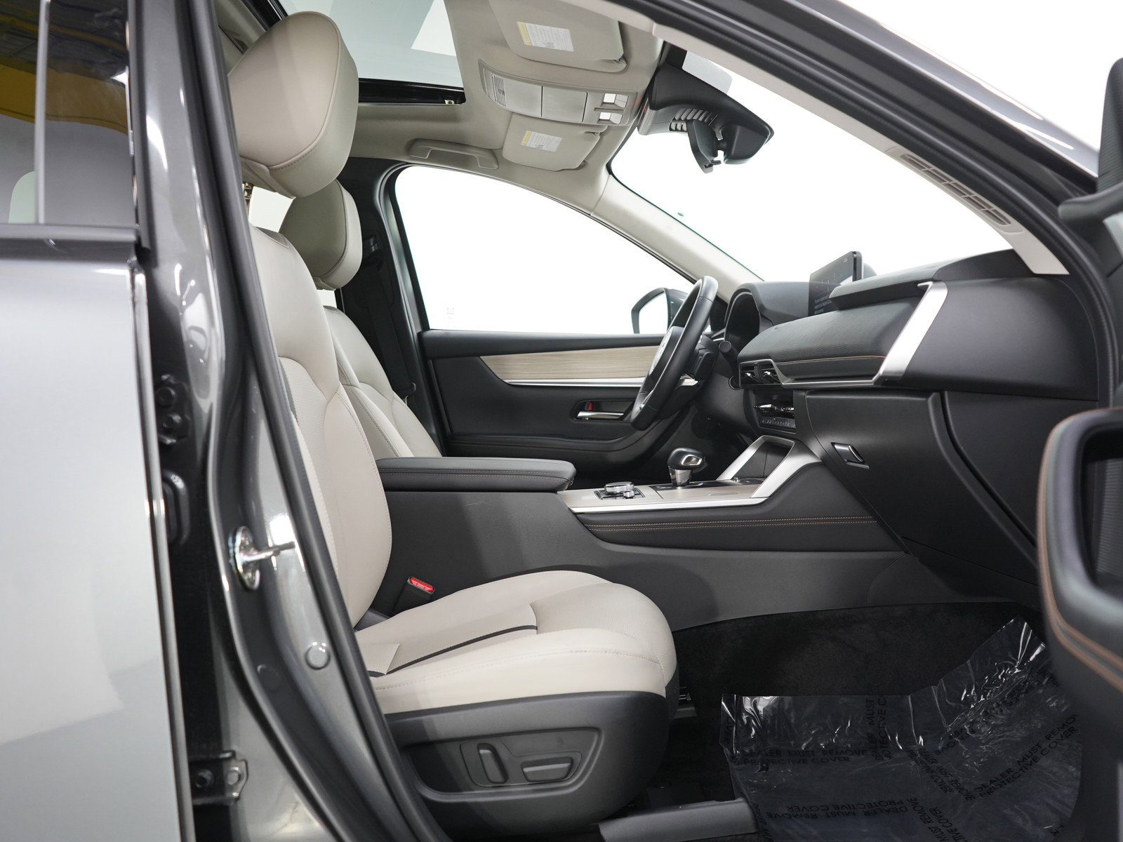 Certified 2025 MAZDA CX-90 Plug-In Hybrid w/ Preferred image 10