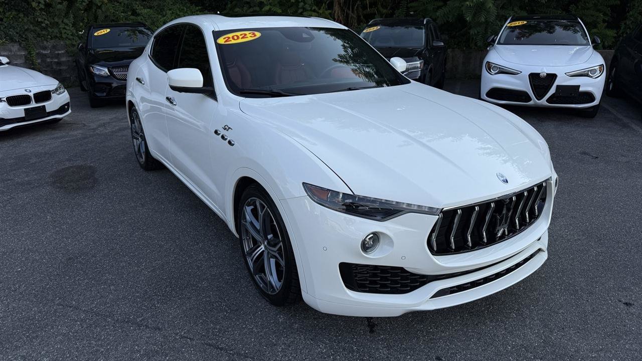 Used 2023 Maserati Levante GT AWD/4WD image 22