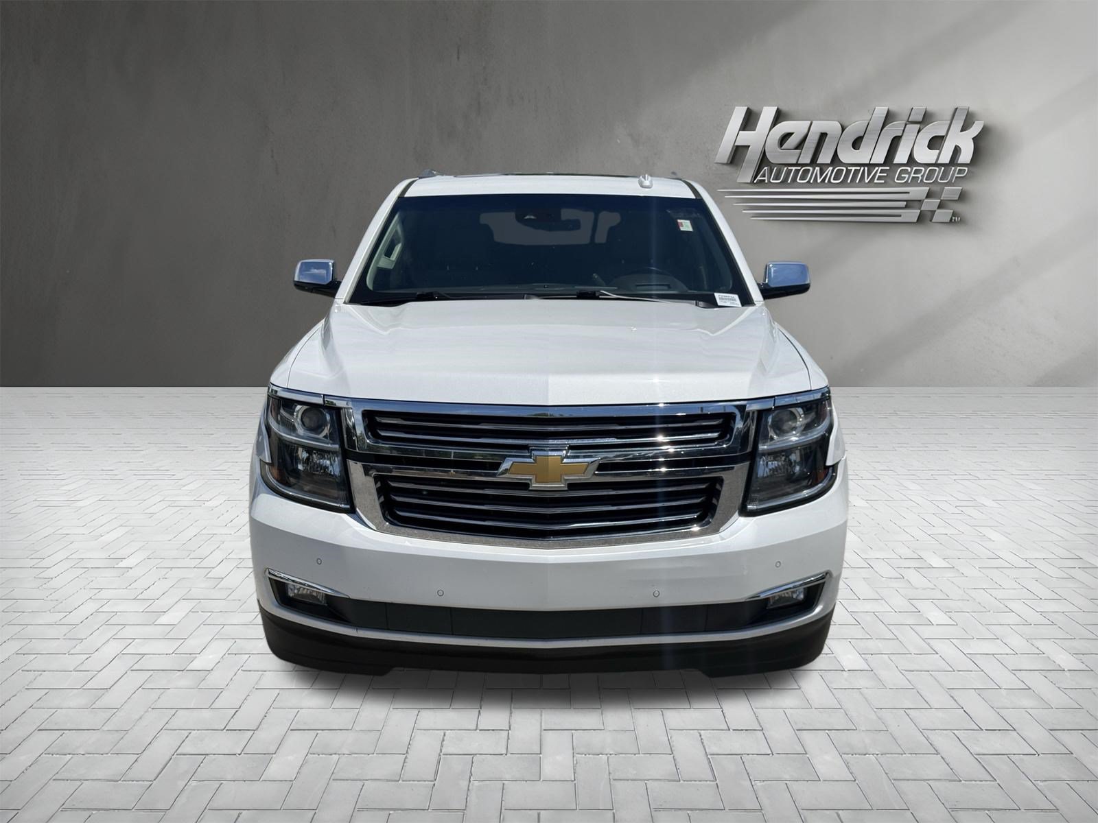 Used 2016 Chevrolet Suburban LTZ RWD image 3