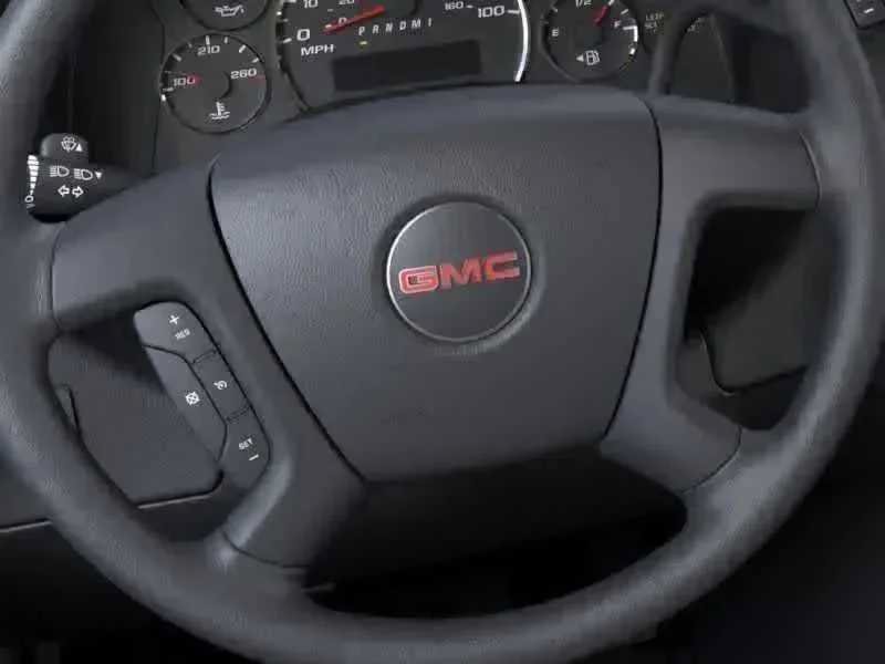 New 2025 GMC Savana 3500 LT w/ LT Preferred Equipment Group RWD image 3
