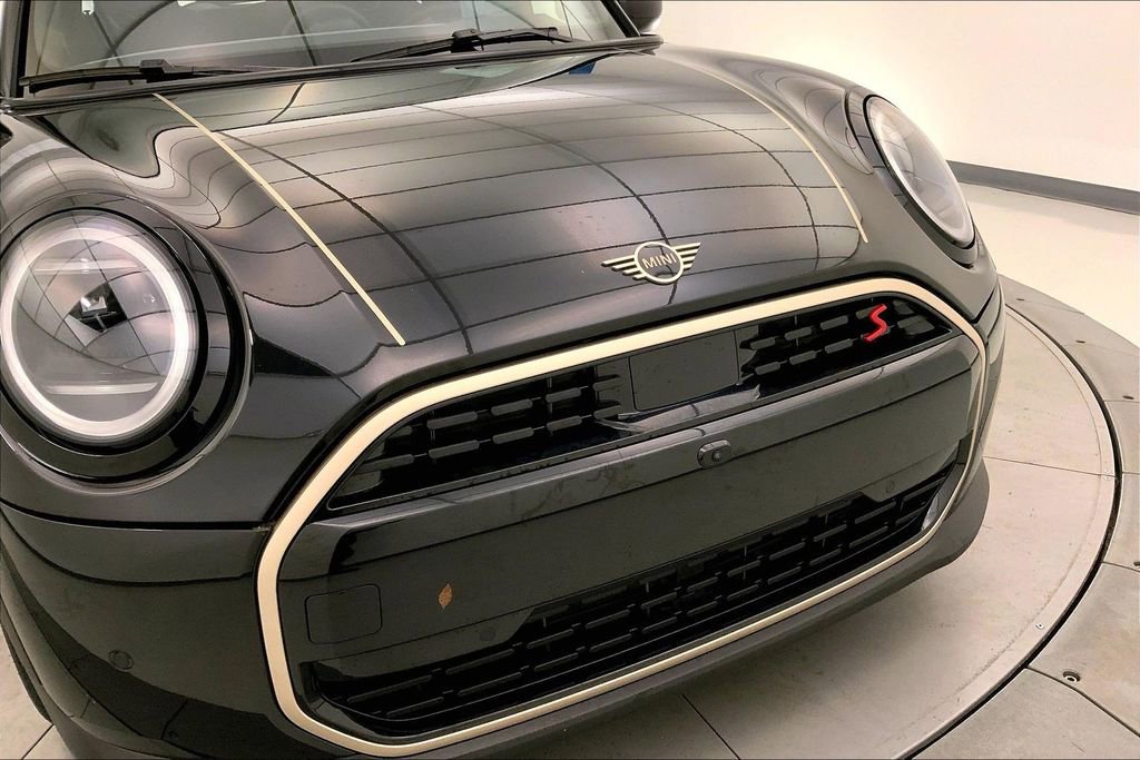 Certified 2025 MINI Cooper S image 29