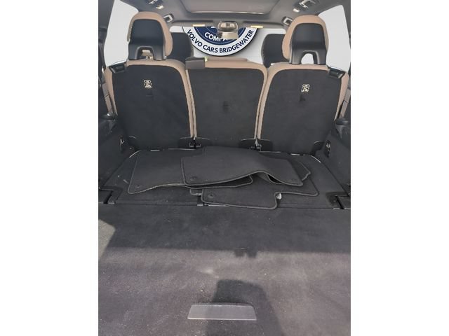 Certified 2025 Volvo XC90 B5 Plus AWD/4WD image 11