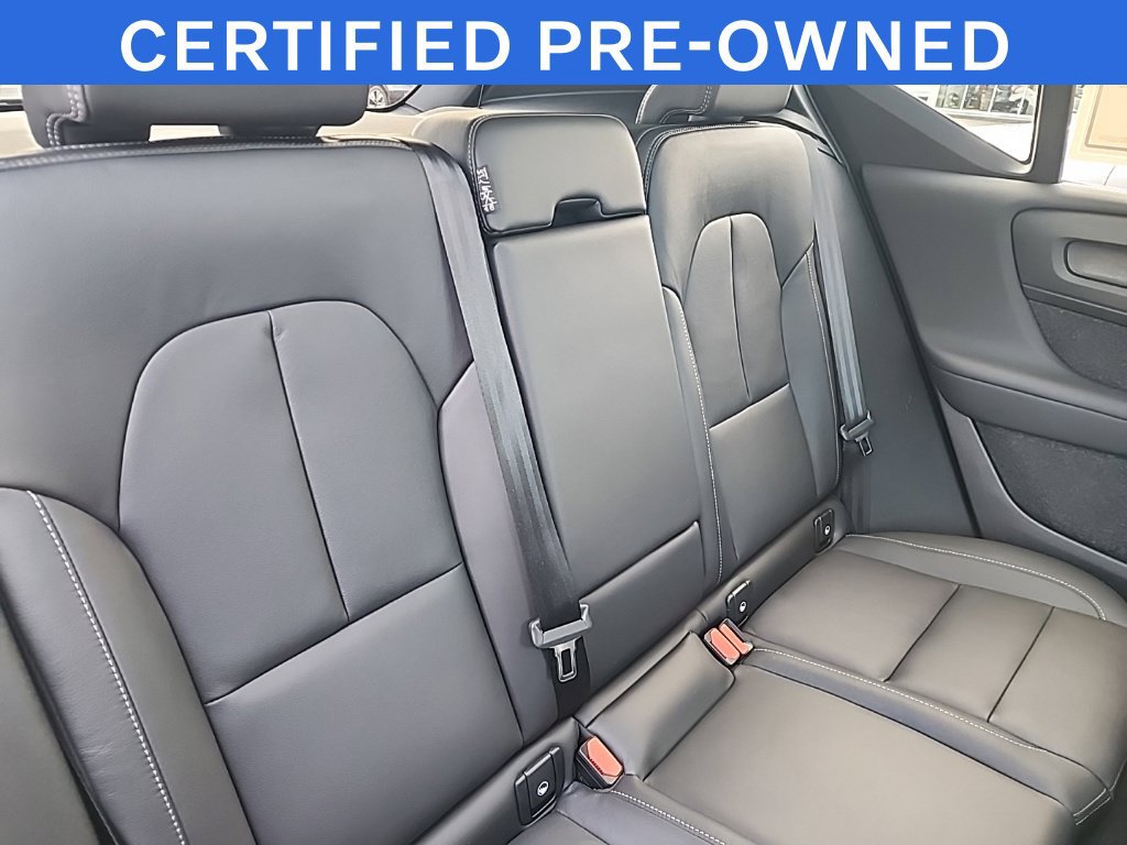 Used 2024 Volvo XC40 B5 Plus w/ Protection Package Premier AWD/4WD image 18