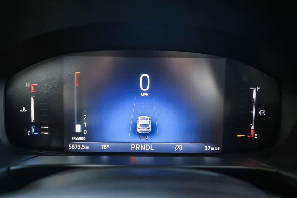Used 2024 Ford Escape ST-Line w/ Cold Weather Package FWD image 23