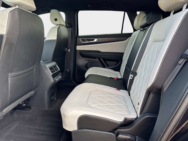 Used 2024 Volkswagen Atlas Cross Sport SEL Premium R-Line AWD/4WD image 11