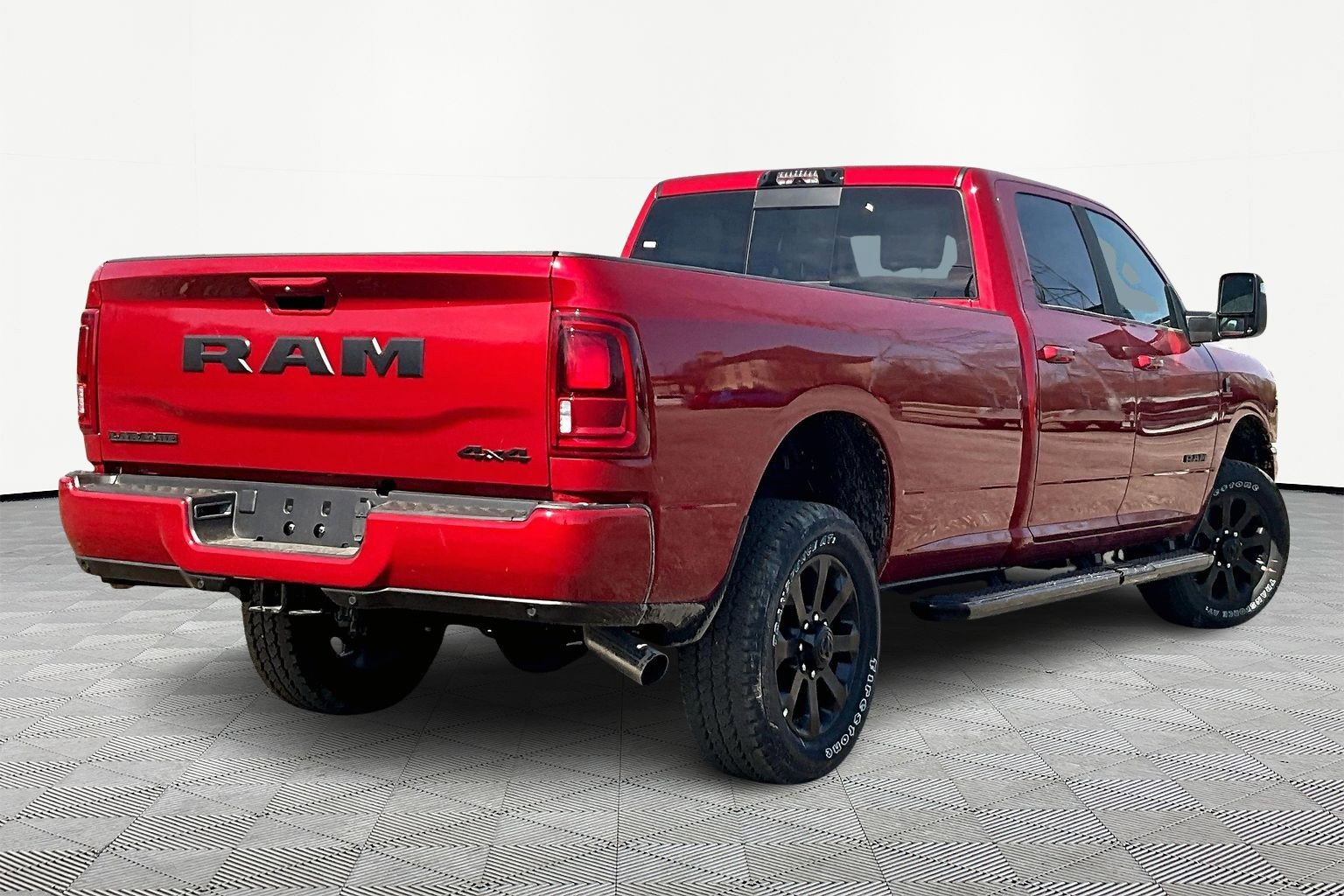 New 2026 RAM 2500 Laramie AWD/4WD image 7