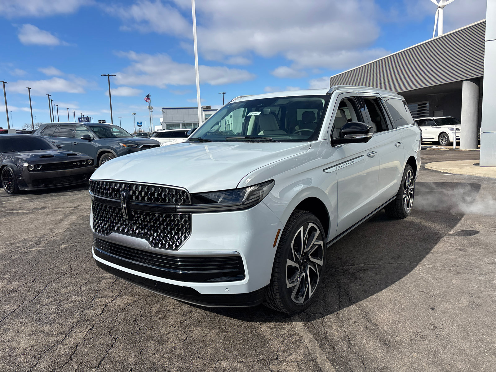 New 2026 Lincoln Navigator L Reserve image 3