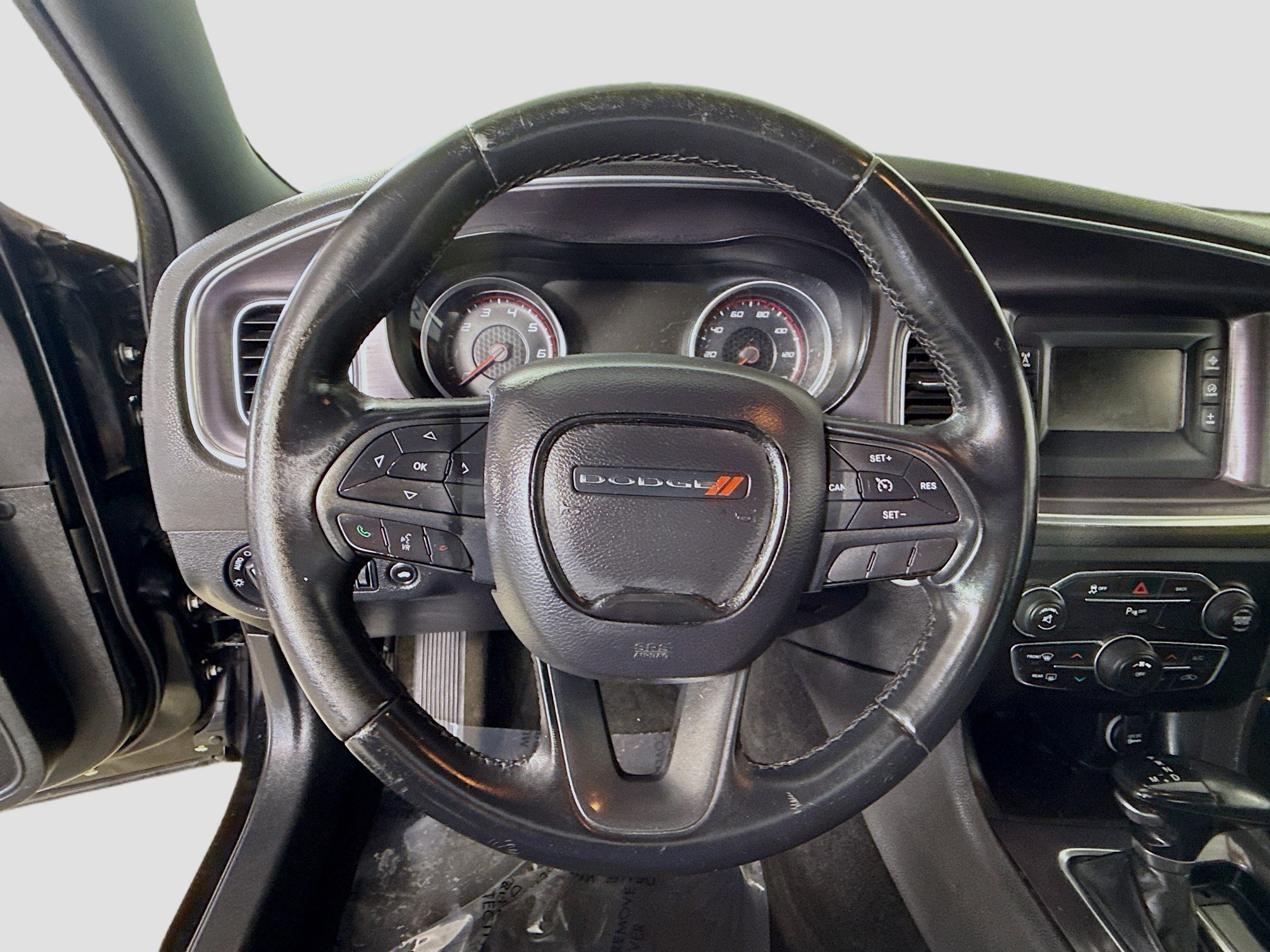 Used 2016 Dodge Charger SE w/ Popular Equipment Group image 13