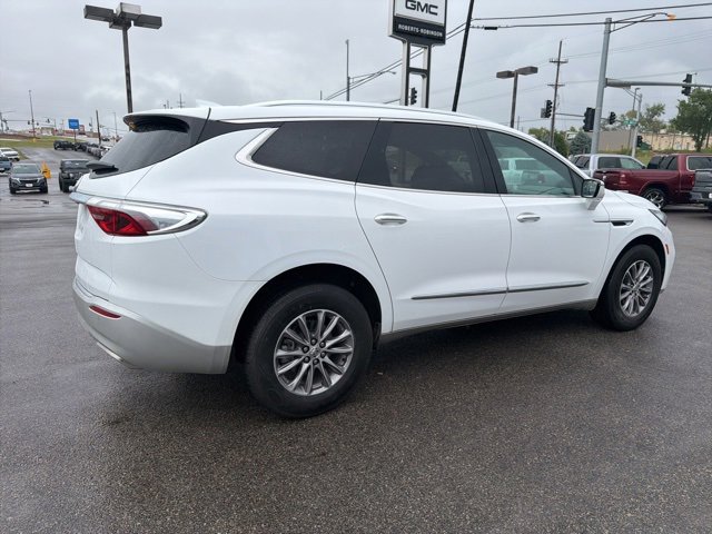 Used 2024 Buick Enclave Premium image 13