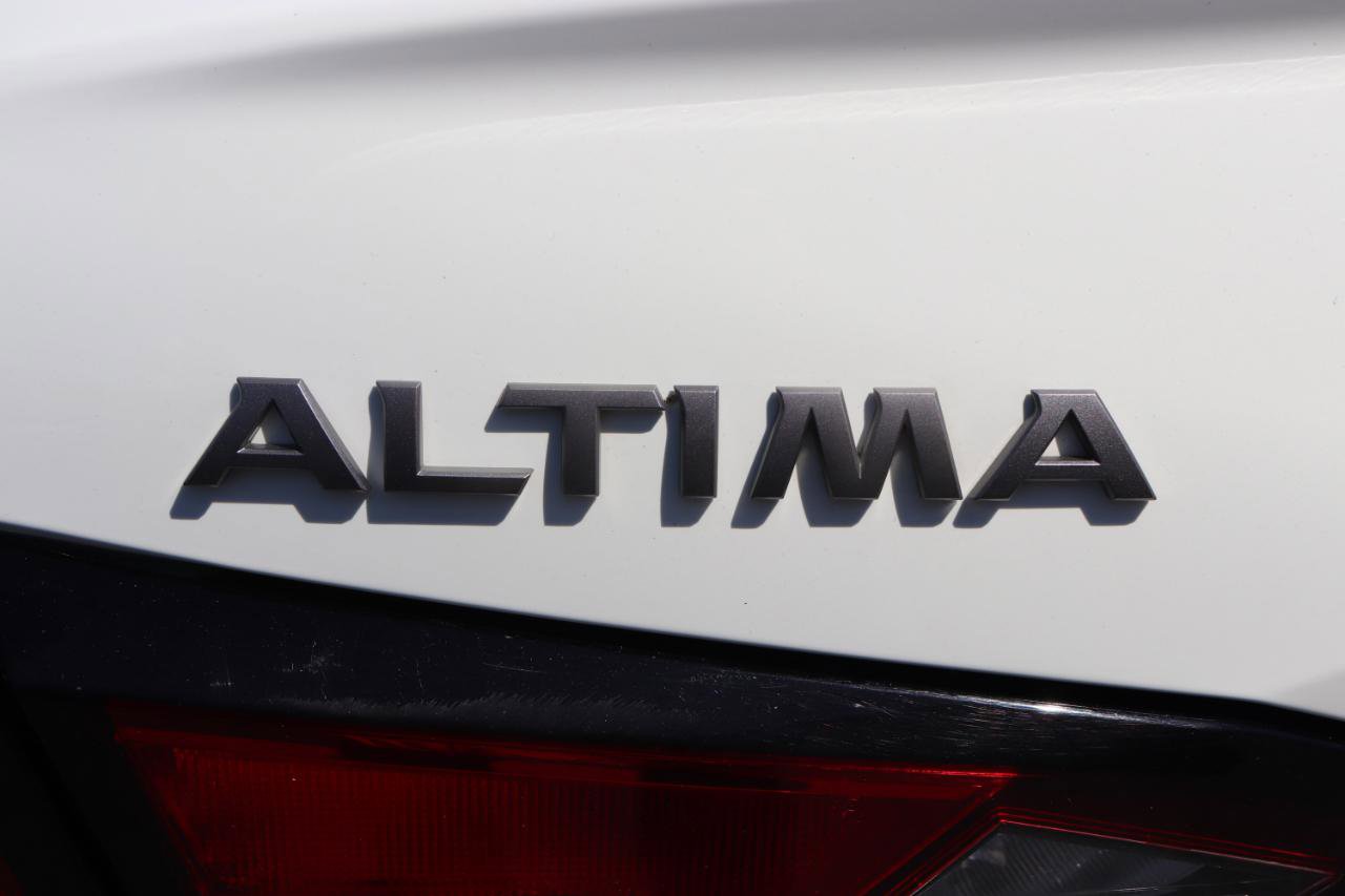 Used 2024 Nissan Altima 2.5 SR FWD image 51