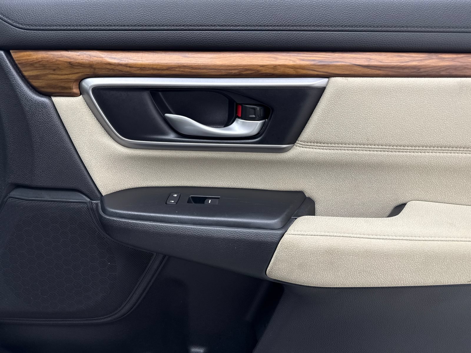 Used 2022 Honda CR-V EX image 42