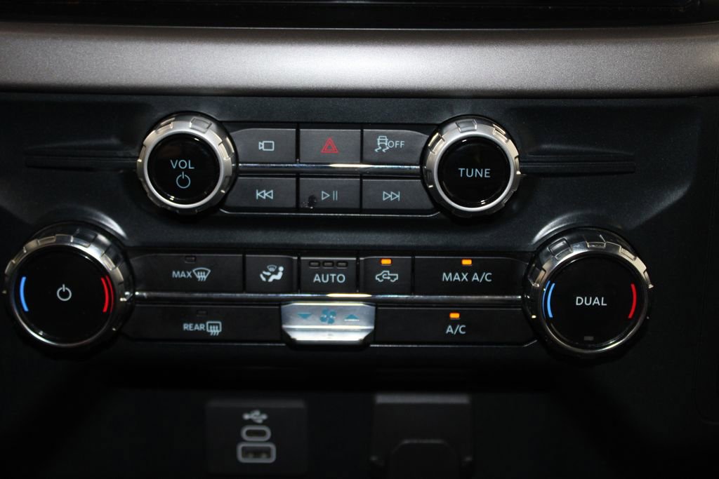 Used 2025 Ford F150 XLT w/ Equipment Group 301A Standard image 43