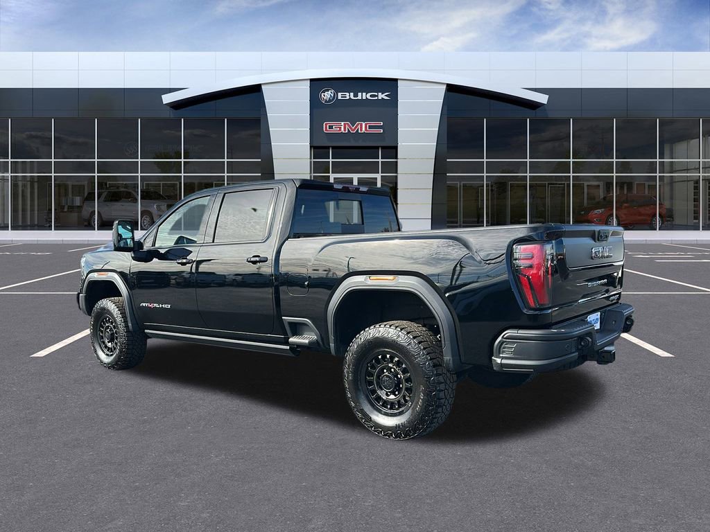 Used 2024 GMC Sierra 2500 AT4X w/ AT4X AEV Edition image 3