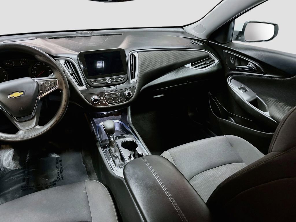 Used 2023 Chevrolet Malibu LT FWD image 23