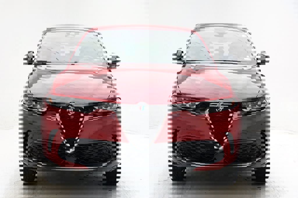 Used 2024 Alfa Romeo Tonale Ti w/ Active Assist Package image 4