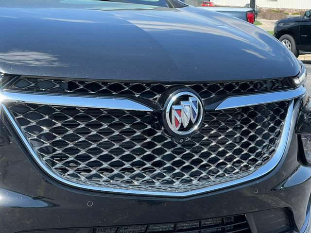 Used 2022 Buick Enclave Avenir w/ Avenir Technology Package AWD/4WD image 44