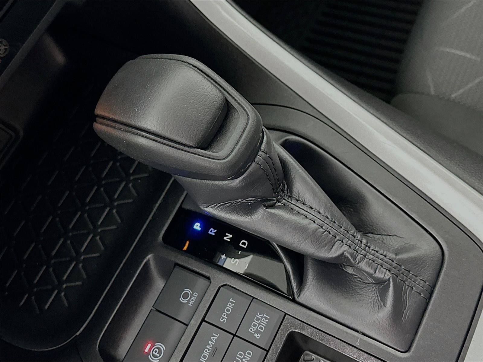 Certified 2025 Toyota RAV4 XLE image 15