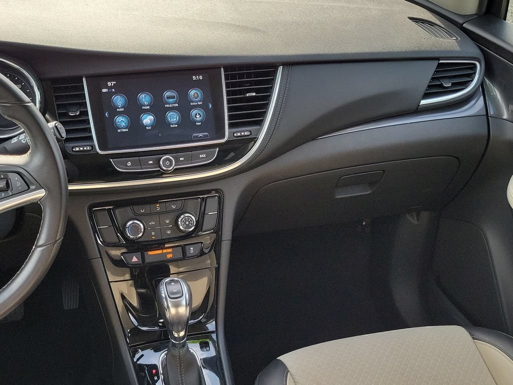 Used 2020 Buick Encore Preferred FWD image 17