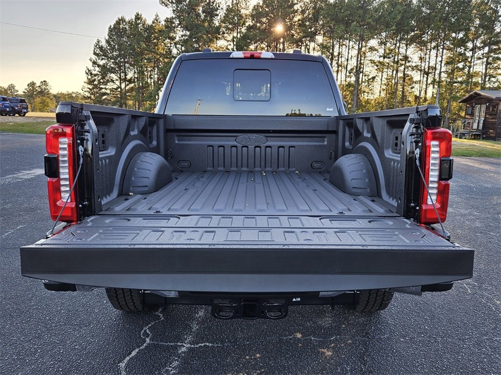 New 2026 Ford F250 4x4 Crew Cab Super Duty image 11