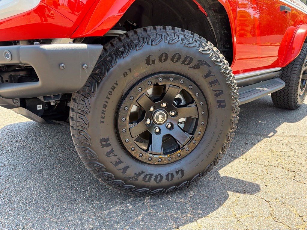Used 2025 Ford Bronco Stroppe Edition AWD/4WD image 2