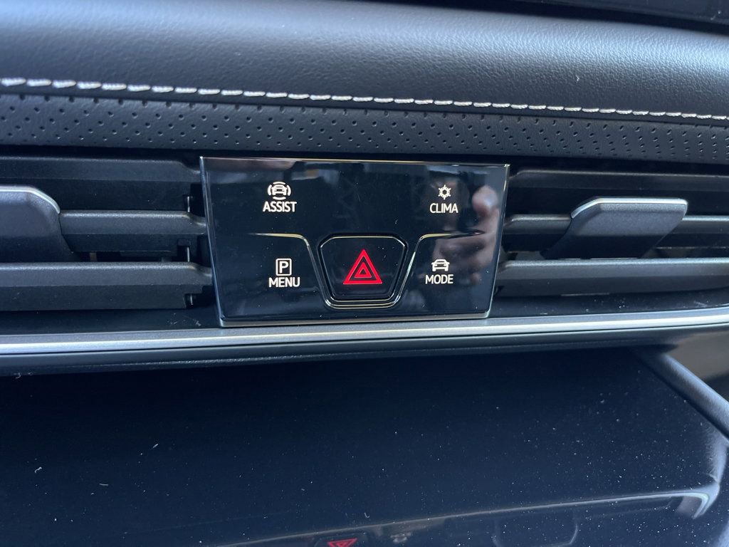New 2026 Volkswagen Atlas SE AWD/4WD image 10