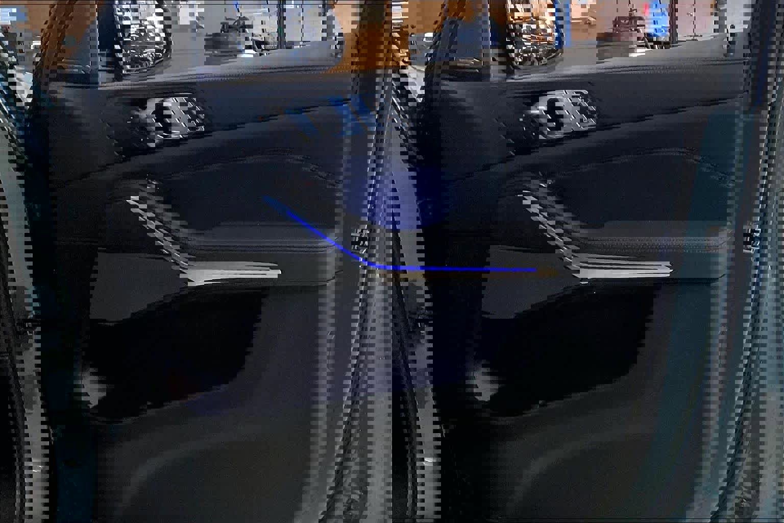 Certified 2025 BMW X7 xDrive40i image 21