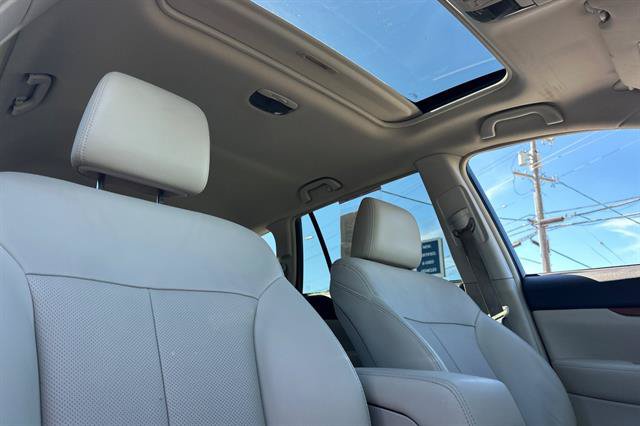 Used 2013 Subaru Outback 2.5i Limited AWD/4WD image 18