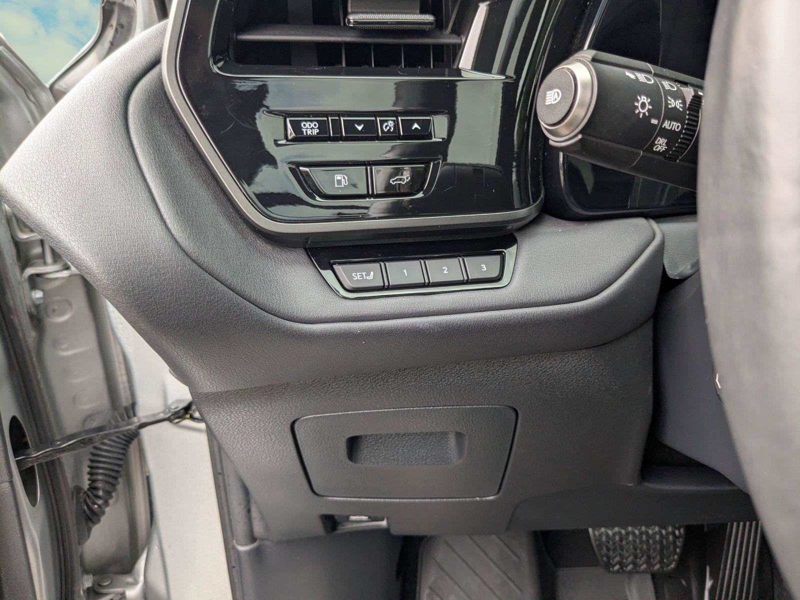 Used 2024 Lexus TX 350 FWD w/ Technology Package image 16