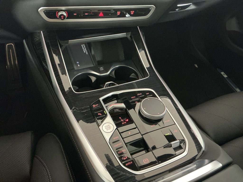 New 2026 BMW X7 xDrive40i AWD/4WD image 17