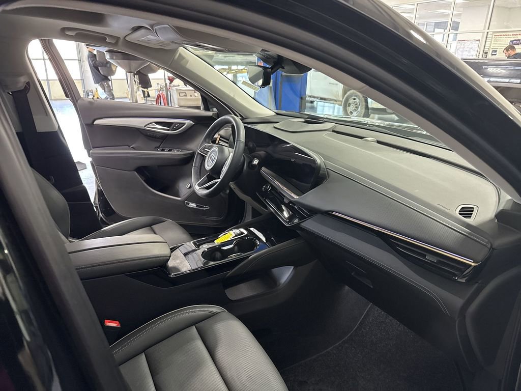 Certified 2024 Buick Envision Avenir image 35